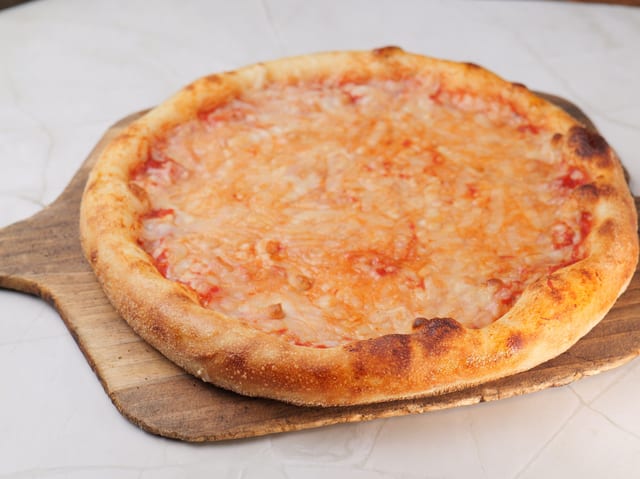 Vegan Cheese Pizza Large 18 Inch.