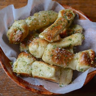 Garlic Knots