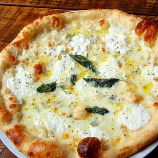 Personal 12 Inch White Pizza