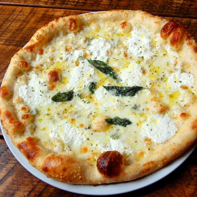 Personal 12 Inch White Pizza.
