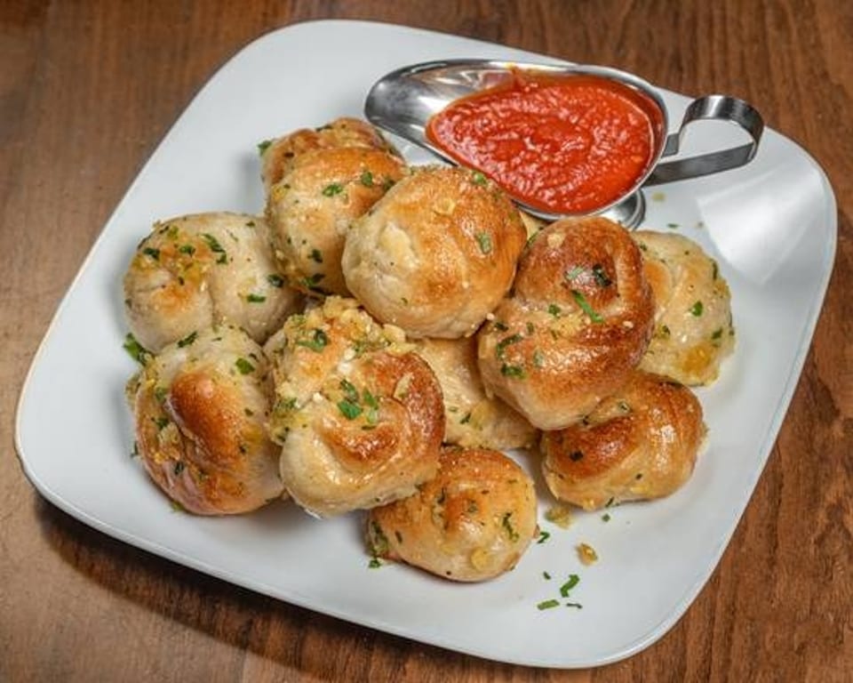 Garlic Knots.